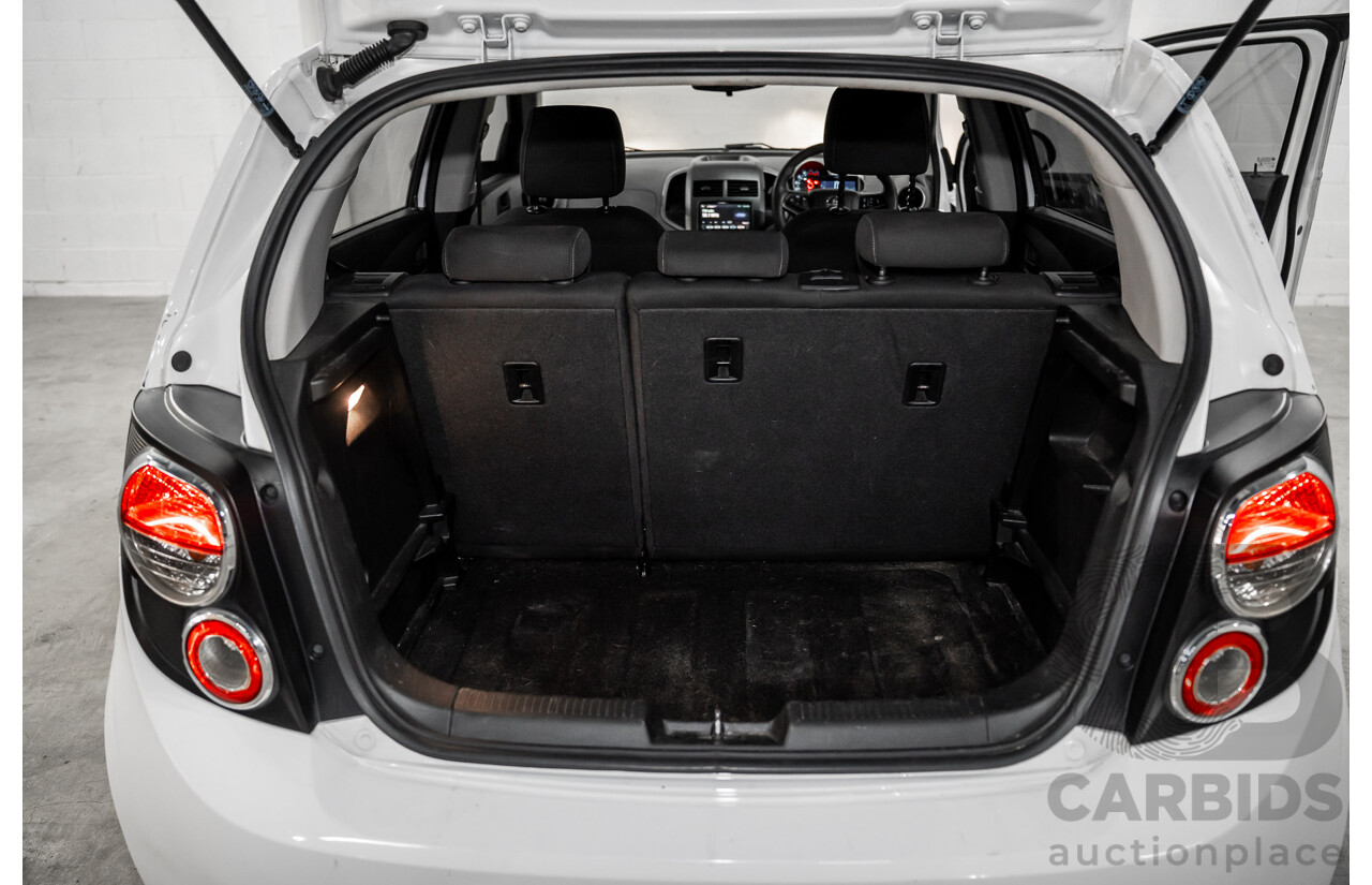 11/2015 Holden Barina X (FWD) TM MY16 5d Hatchback Summit White 1.6L