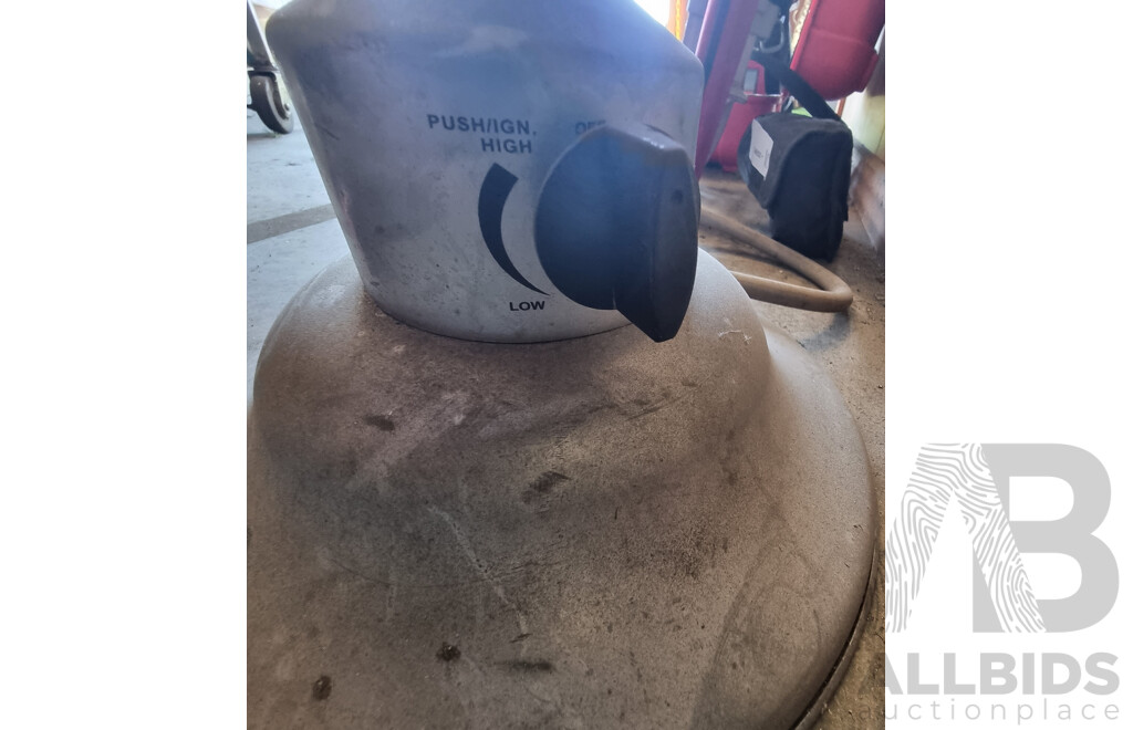 Jumbuck Portable Table Top Gas Heater