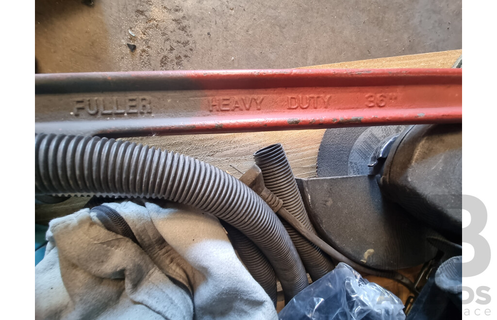 Assorted Job Lot - Pallet of Corded / Battery Operated Power Tools & Accessories ETC