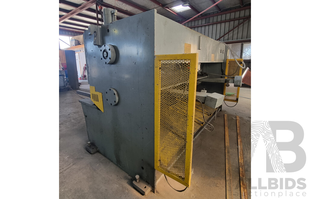 09/2006, CMT AU 4 X 2500, Industrial Hydraulic Sheer Guillotine Machine