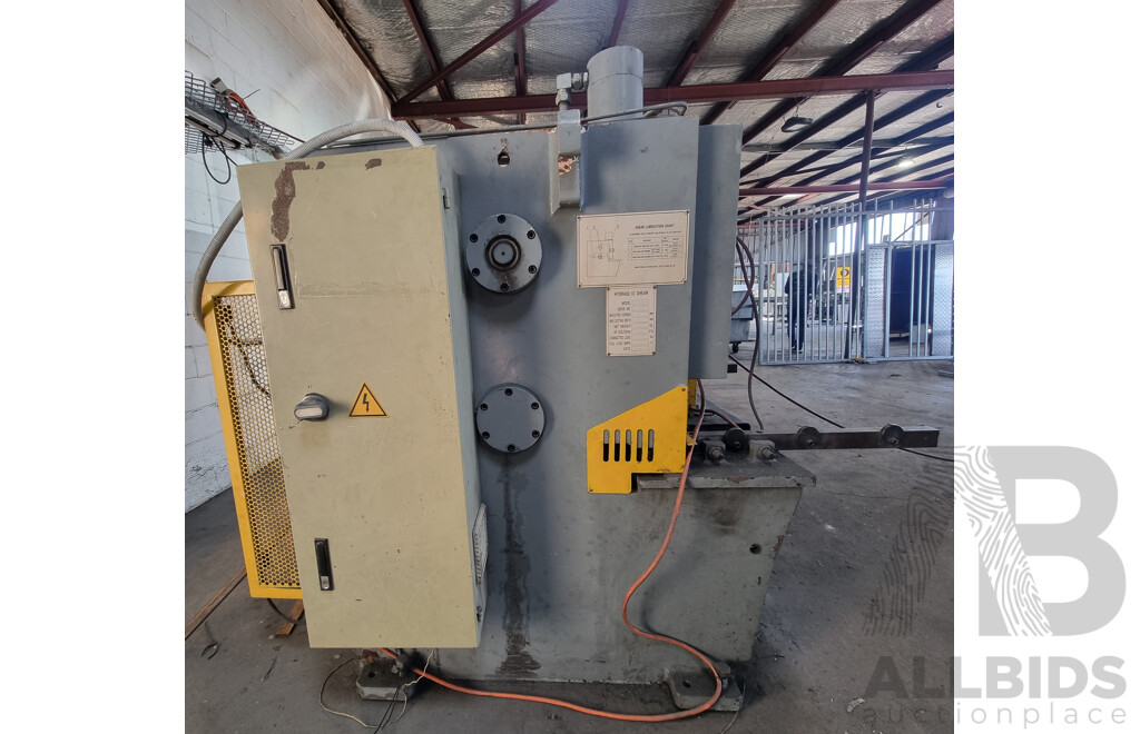 09/2006, CMT AU 4 X 2500, Industrial Hydraulic Sheer Guillotine Machine