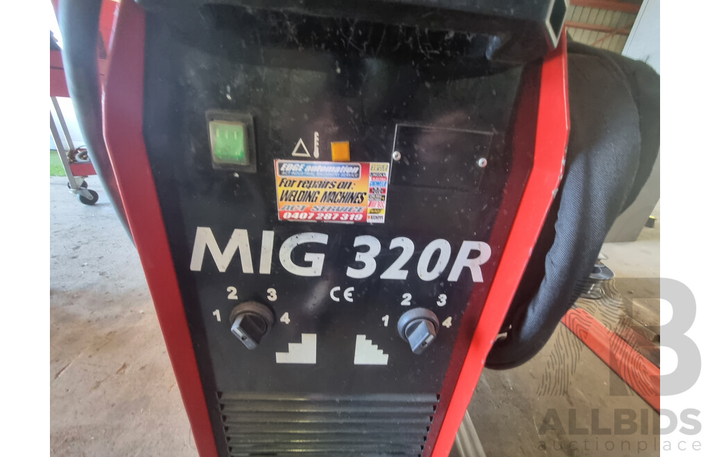 Boc Gas 320R Mig Remote Welder with WF2 Wire Feeder
