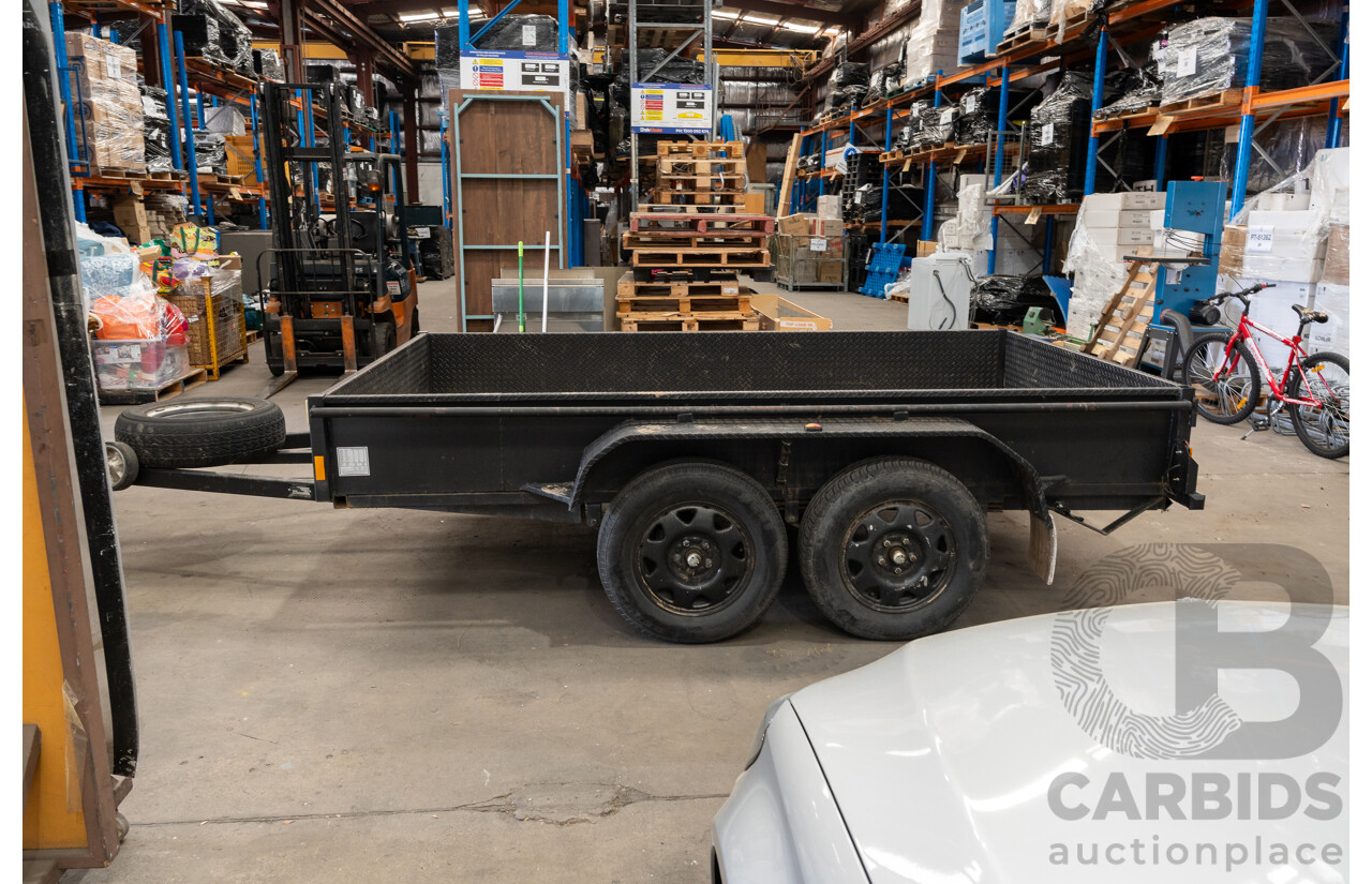 09/2020, MechID Dual Axle10x6 Box Trailer with Swinging Tail Gate & Inbuilt Loading Ramps
