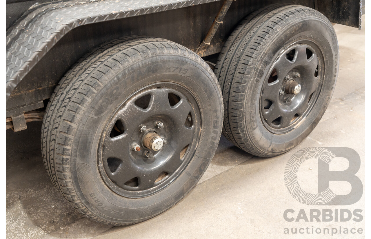 09/2020, MechID Dual Axle10x6 Box Trailer with Swinging Tail Gate & Inbuilt Loading Ramps