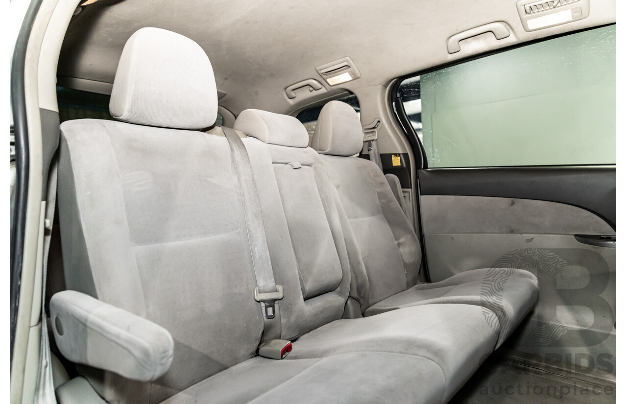 4/2007 Toyota Tarago GLi V6 GSR50R 4d Wagon Silver Pearl V6 3.5L - 8 Seater