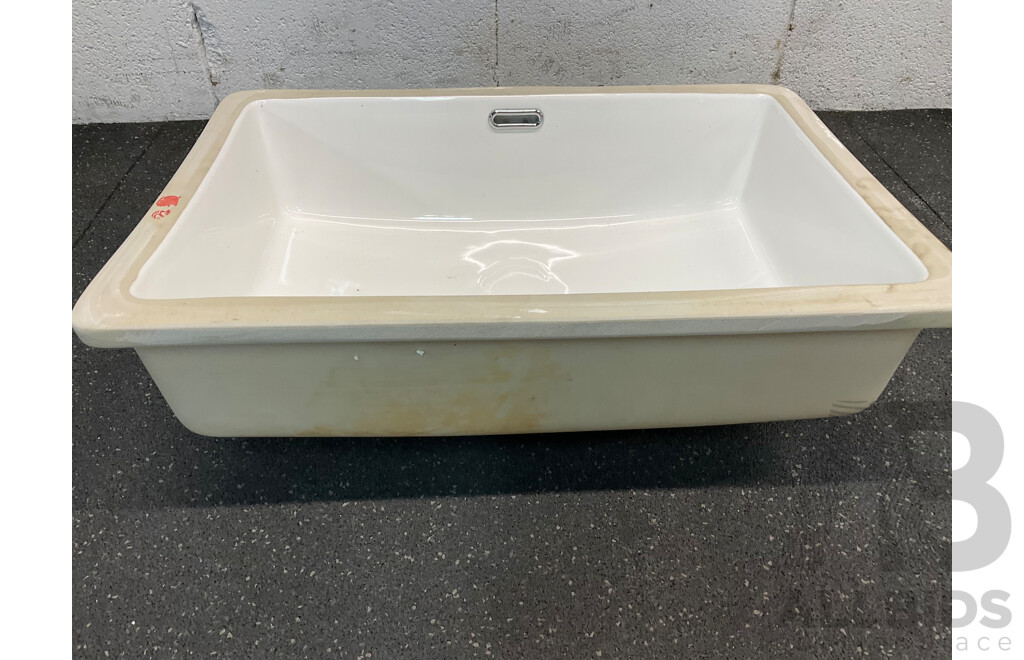 GODI Undermount Bathroom Sink
