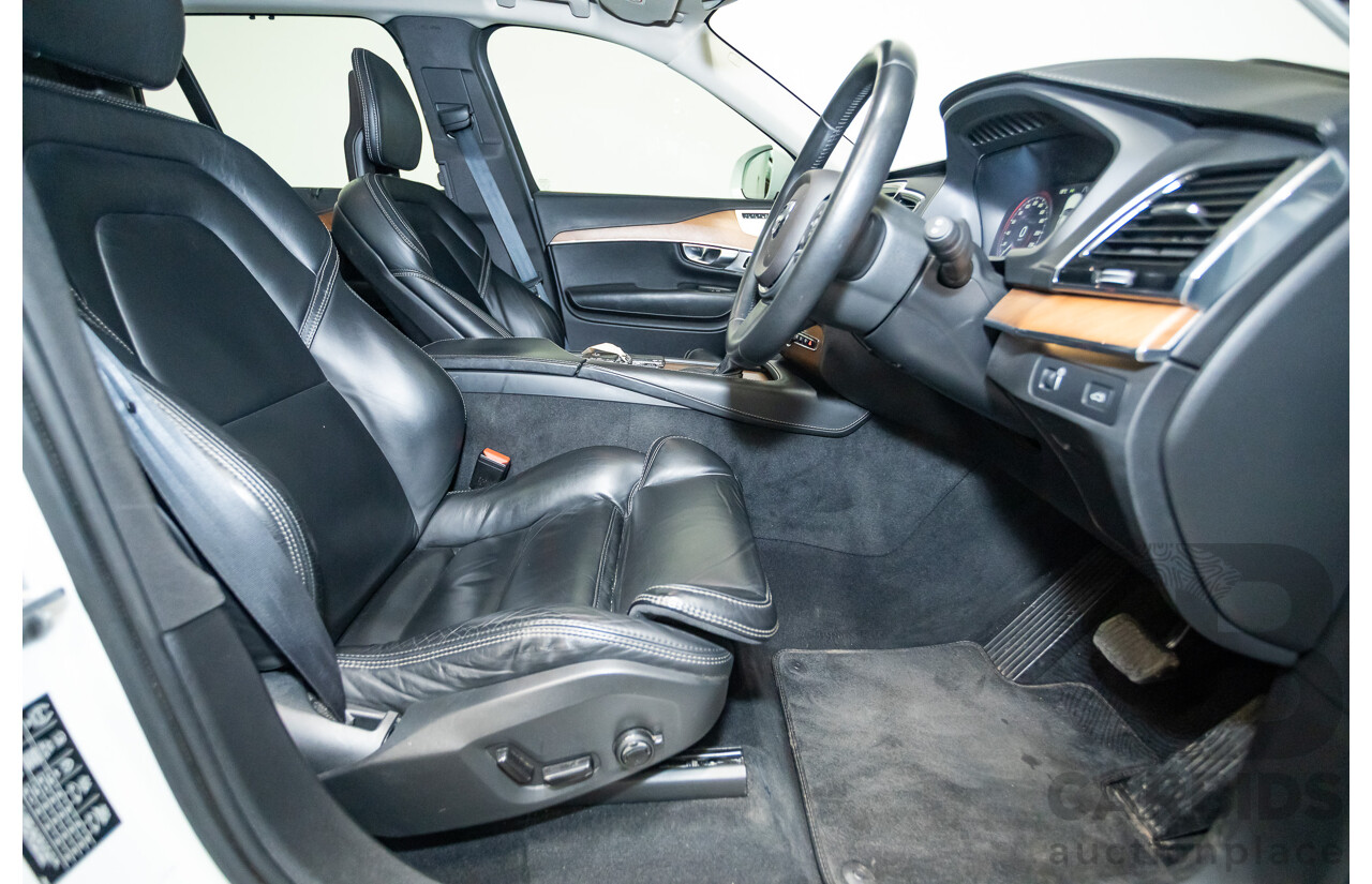 02/2018 Volvo XC90 D5 Inscription (AWD) 256 MY17 4D Wagon Crystal White Pearl Turbo Diesel 2.0L