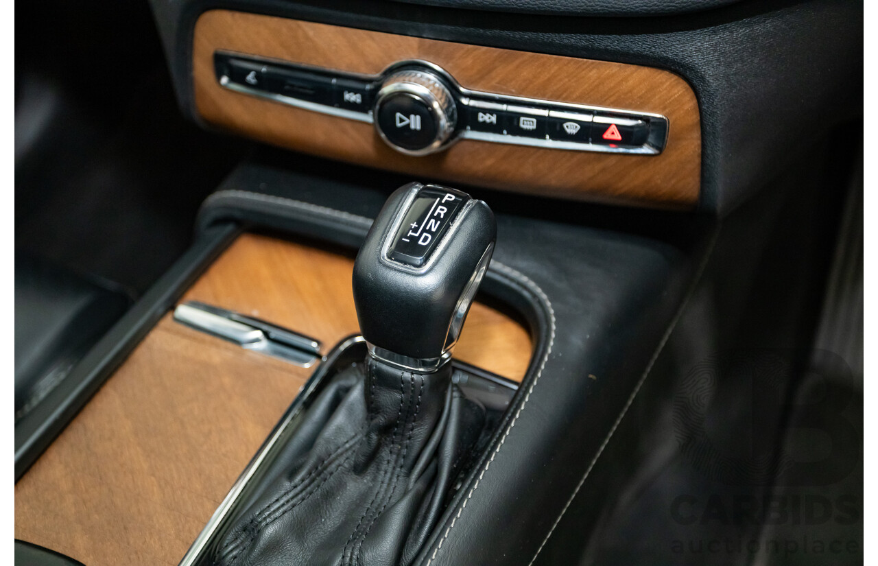 02/2018 Volvo XC90 D5 Inscription (AWD) 256 MY17 4D Wagon Crystal White Pearl Turbo Diesel 2.0L