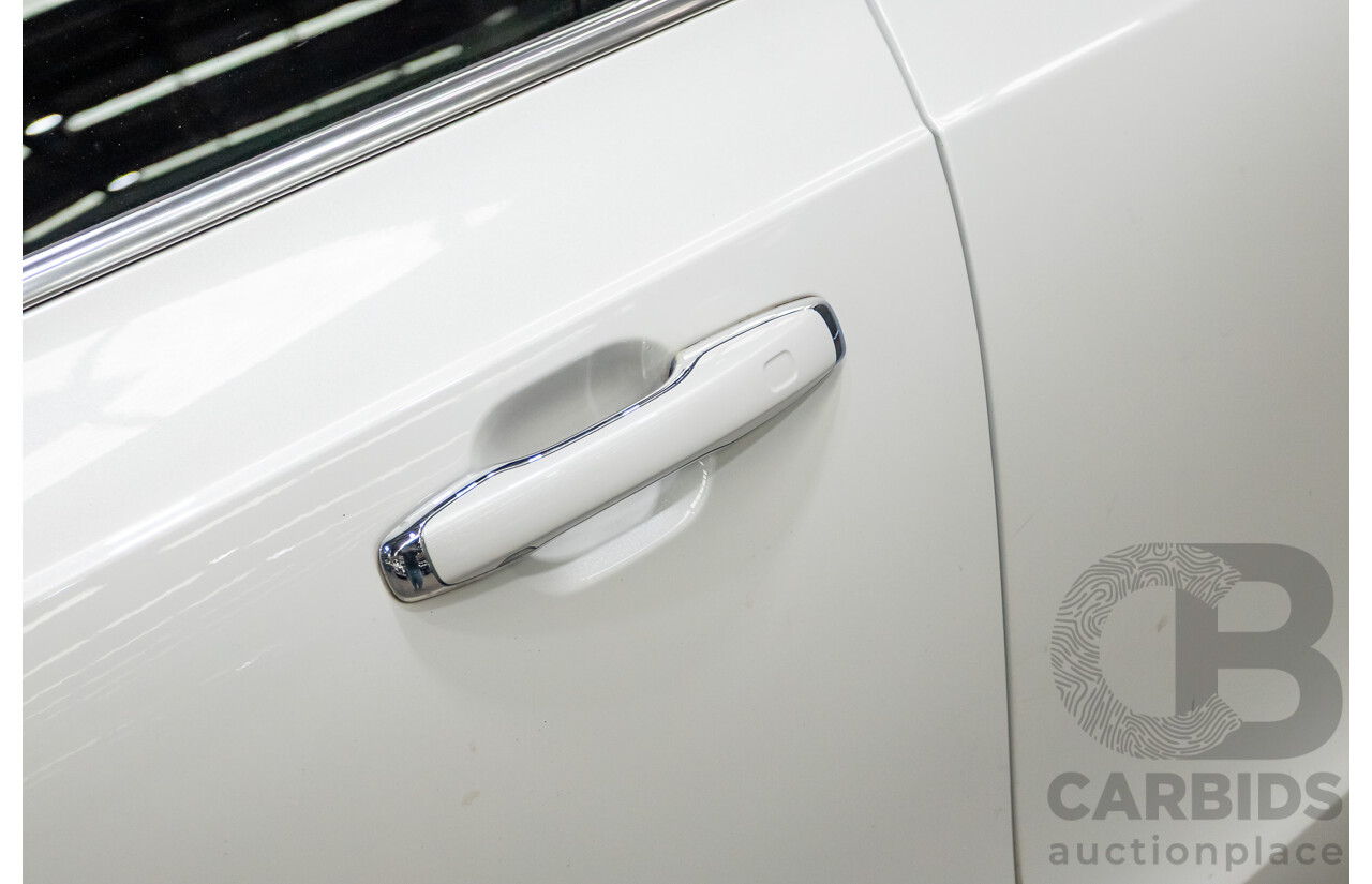02/2018 Volvo XC90 D5 Inscription (AWD) 256 MY17 4D Wagon Crystal White Pearl Turbo Diesel 2.0L