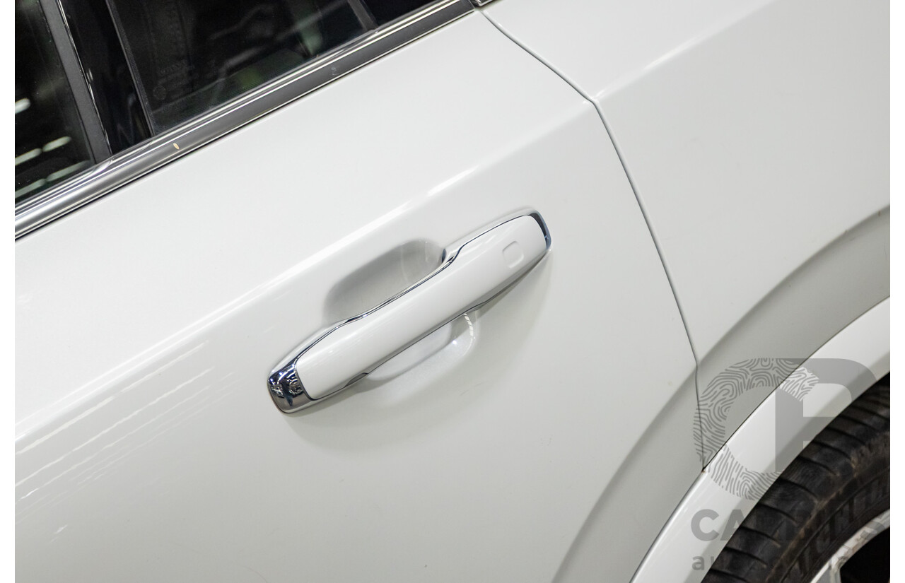 02/2018 Volvo XC90 D5 Inscription (AWD) 256 MY17 4D Wagon Crystal White Pearl Turbo Diesel 2.0L