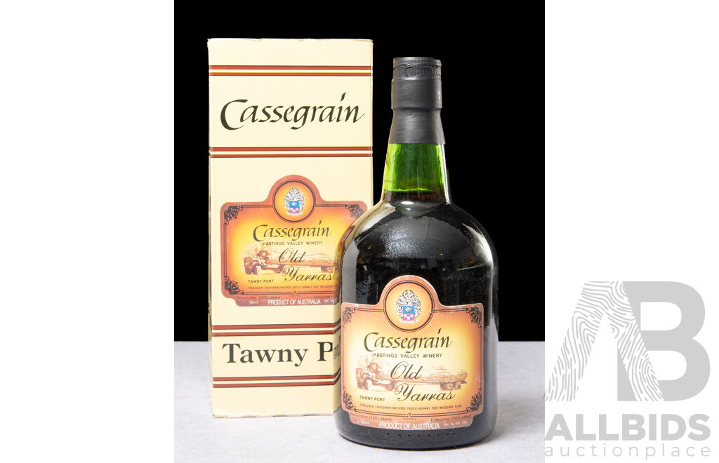 Cassegrain Old Yarras Tawny Port in Presentation Box