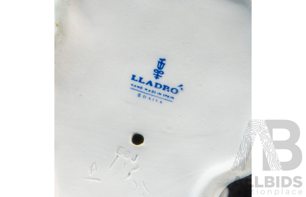 Collection of Five Ceramic Figures by Lladro, NAO by Lladro and Princess House