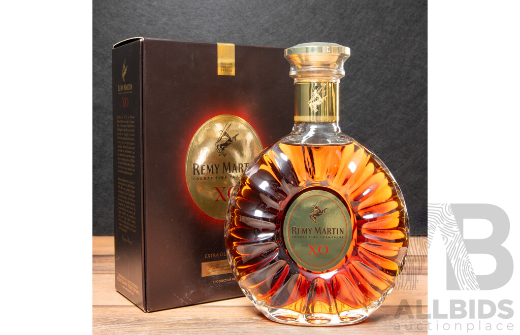 Remy Martin XO Fine Cognac Champagne in Presentation Box