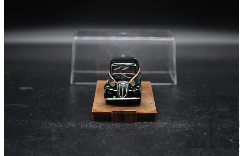 Brumm Diecast Model Car Fiat 508C Berlina 1100