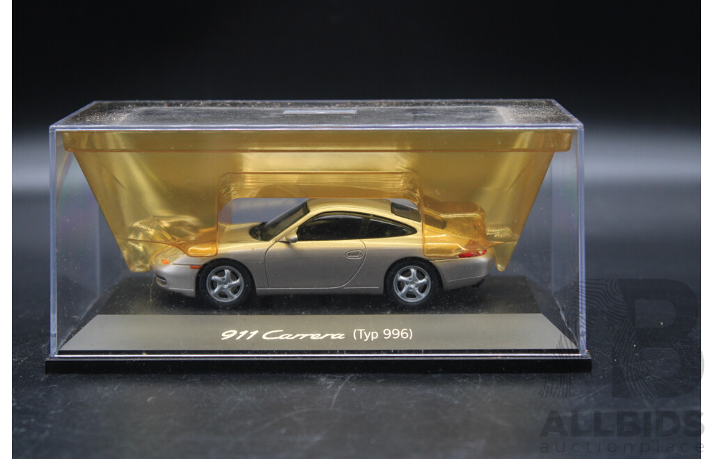 PORSCHE 911 Carrera Typ996 Model Car