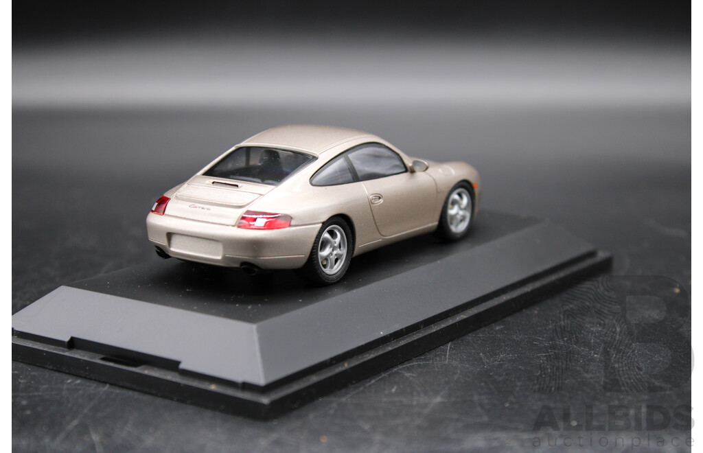 PORSCHE 911 Carrera Typ996 Model Car