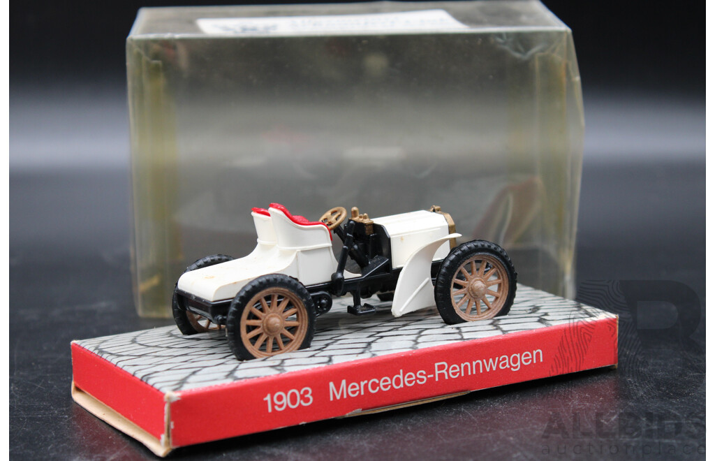 1936 Mercedes-Benz Typ 540K & 1903 Mercedes-Rennwagen Model Cars