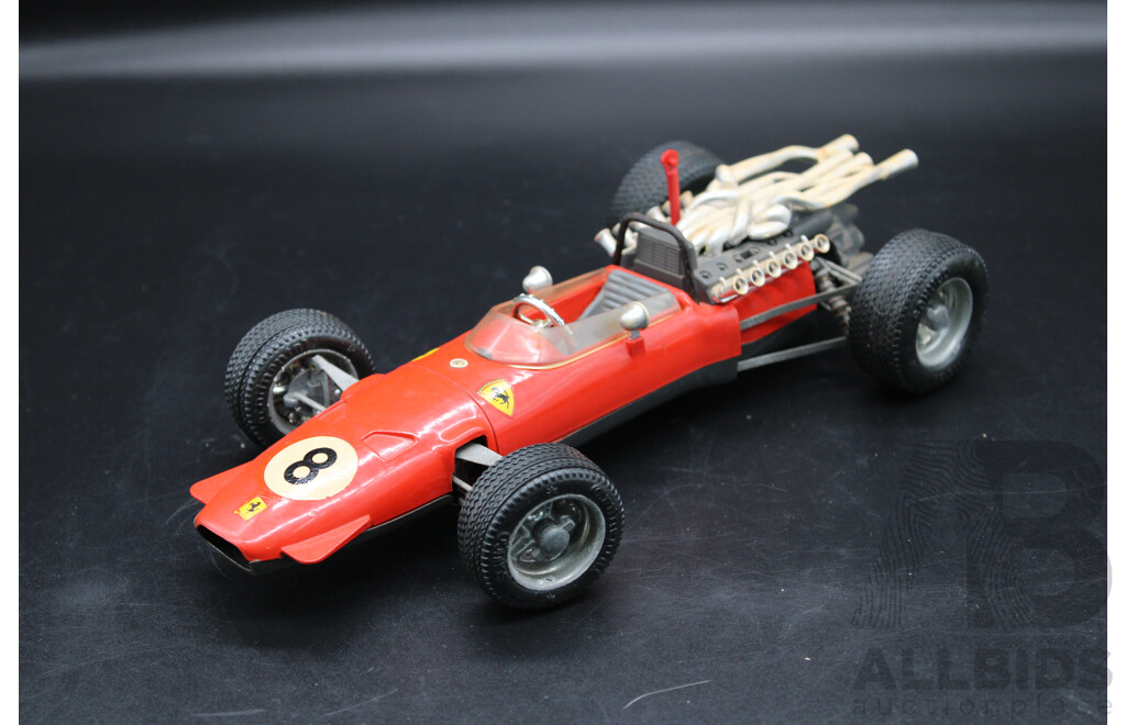 SCHUCO Ferrari Formel 2 320 PS 1:18 Model Car
