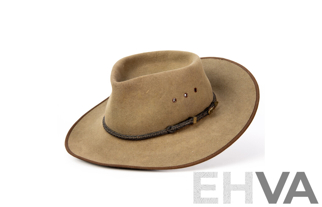 Retro Australian Akubra Cattleman Pure Felt Hat, Size 57