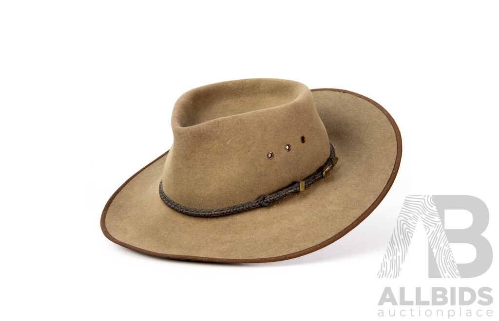 Retro Australian Akubra Cattleman Pure Felt Hat, Size 57