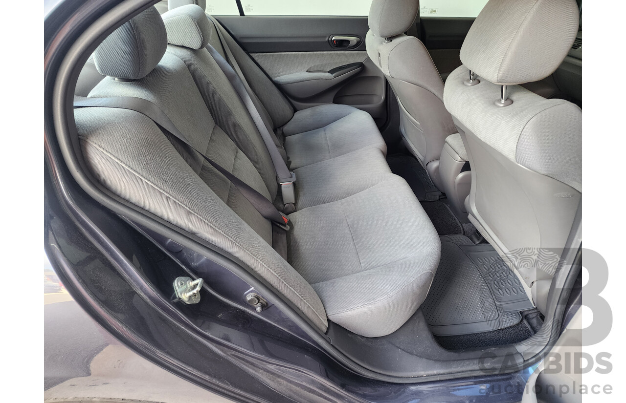 10/2010 Honda Civic Limited Edition MY10 4d Sedan Grey 1.8L