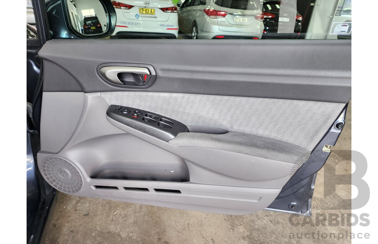 10/2010 Honda Civic Limited Edition MY10 4d Sedan Grey 1.8L