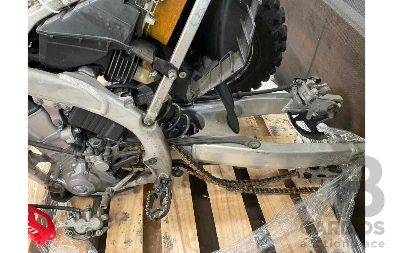 Parts of HONDA Dirt Bike