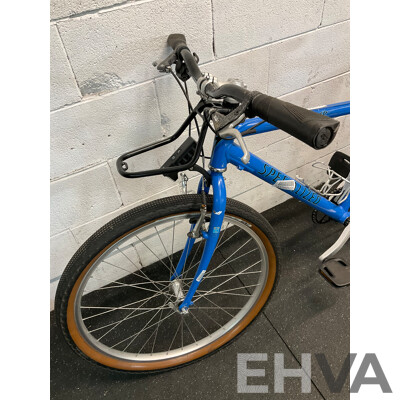 SPECIALIZED Rockhopper Mountain Bike