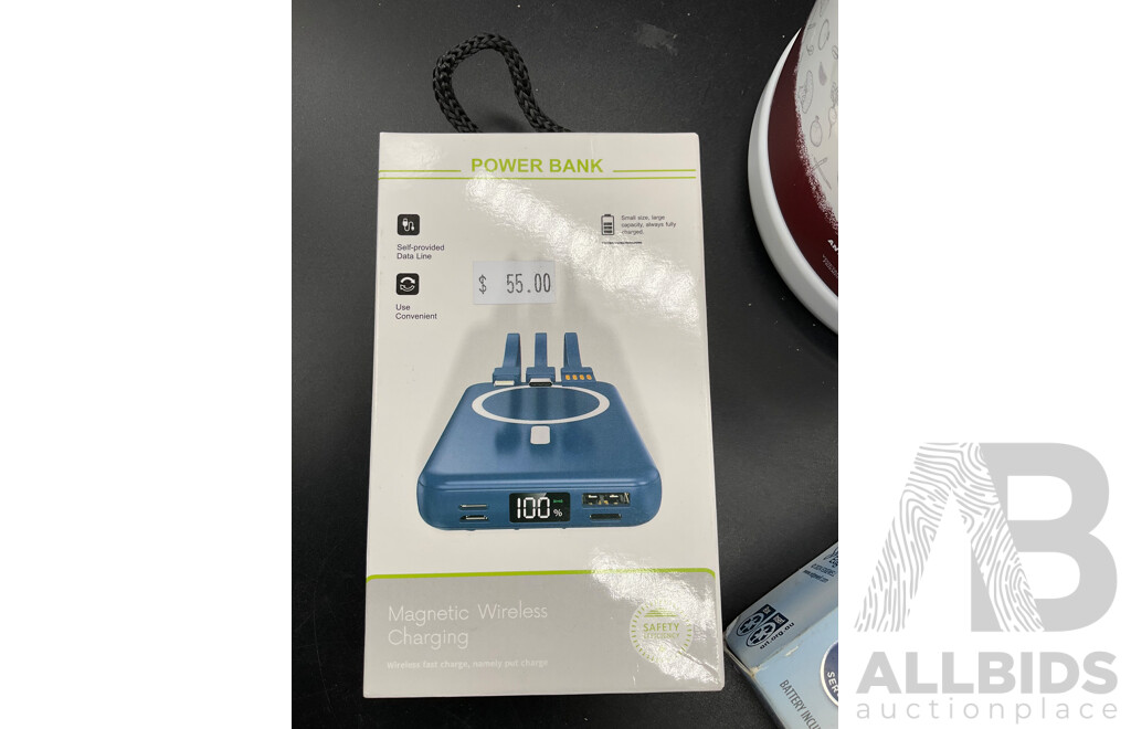 Magnetic Wireless Charging Power Bank, GREEN BOOST Blend Superfood Powder and SILK Trimmer & Razor - Lot of 3