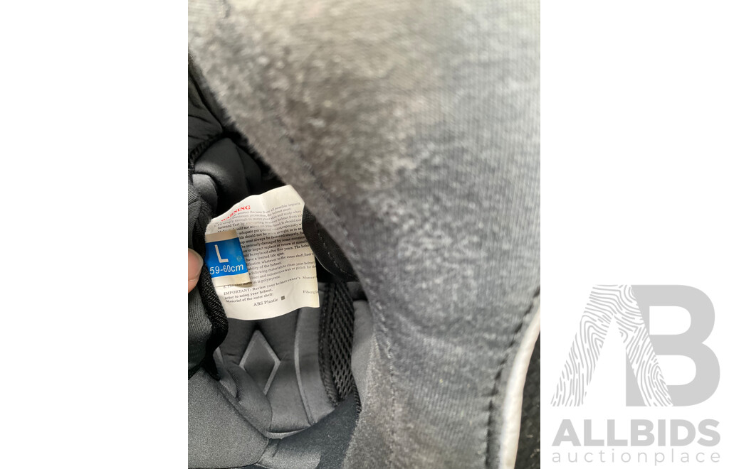 RJAYS Motorcycle Helmet