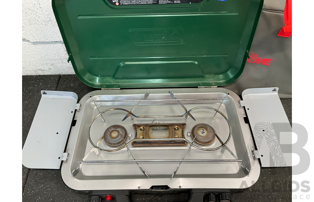 COLEMAN EvanTemp 3 Burner Stove with Griddle and COLEMAN Carry Bag