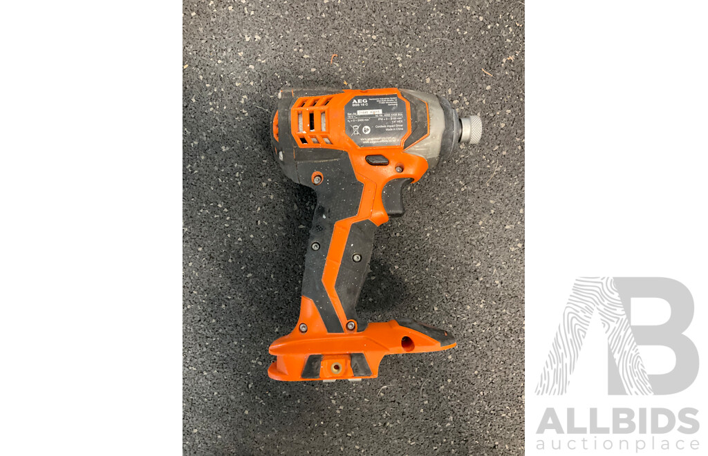 AEG 18V Power Tools - Impact Driver (BBS18C), Angle Grinder (BEWS 18-125X), Battery Charger and Bag - Lot of 4