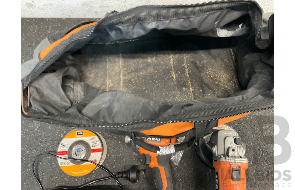 AEG 18V Power Tools - Impact Driver (BBS18C), Angle Grinder (BEWS 18-125X), Battery Charger and Bag - Lot of 4