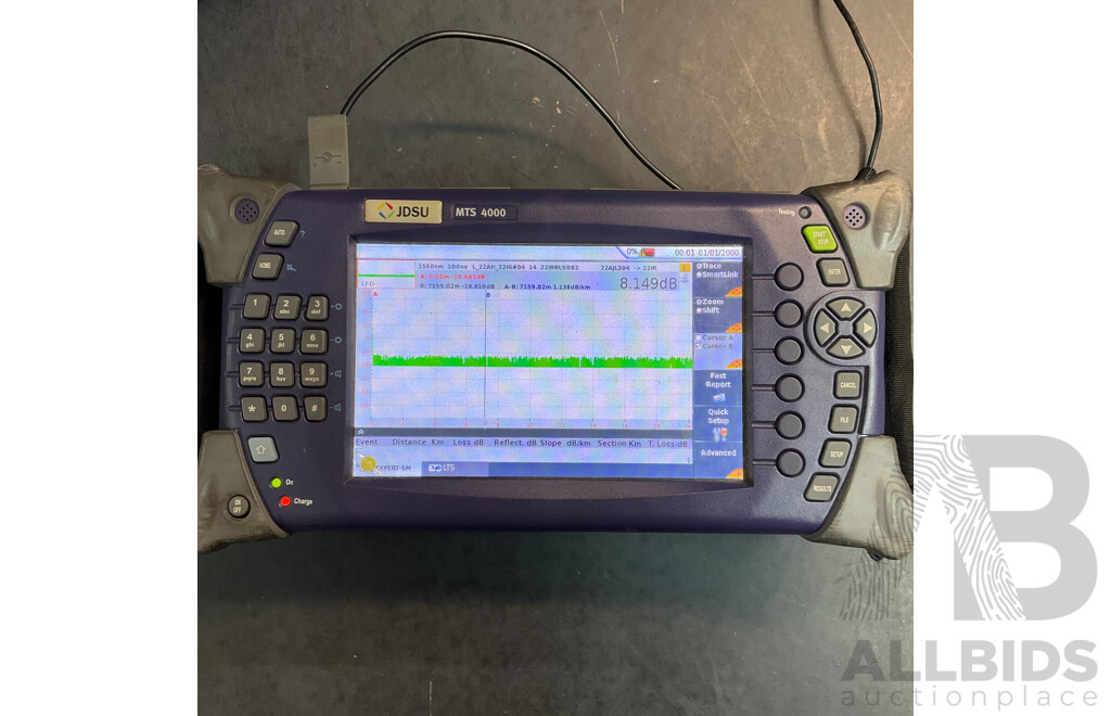 JDSU MTS4000 with VIAVI 4136MA Multiple Services Test Platform in Bag with Accessories