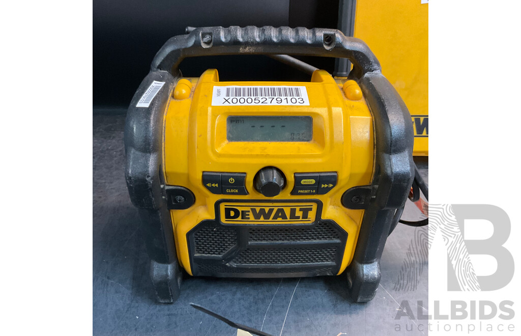 DEWALT DCR019-XE Compact Radio & DCE530 Heat Gun & Clipboard & Charger, 2x Batteries ( 1x Original, 1x Compatible Battery )