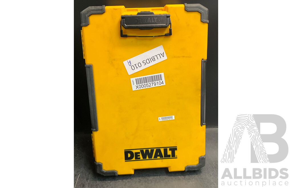 DEWALT DCR019-XE Compact Radio & DCE530 Heat Gun & Clipboard & Charger, 2x Batteries  ( 1x Original, 1x Compatible Battery )