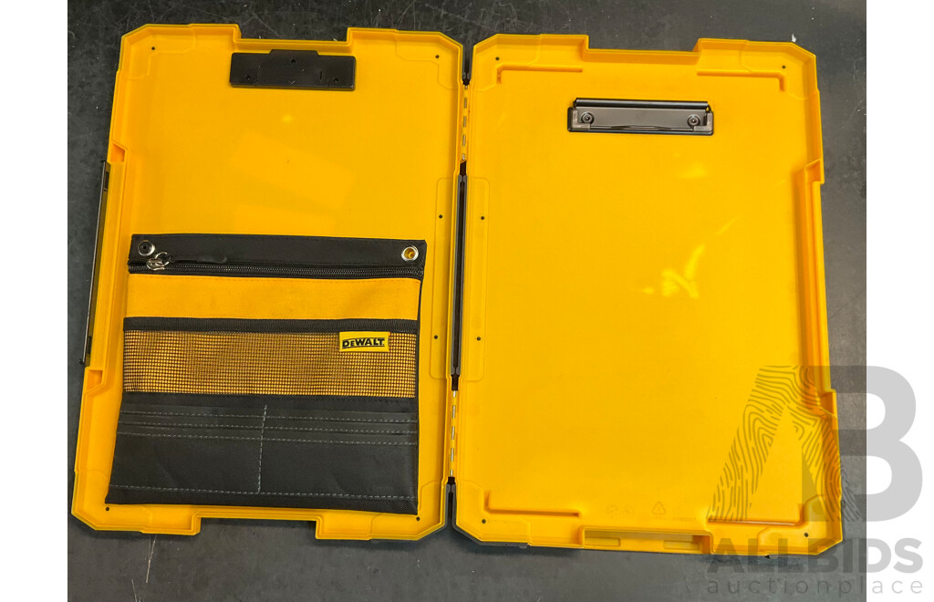 DEWALT DCR019-XE Compact Radio & DCE530 Heat Gun & Clipboard & Charger, 2x Batteries  ( 1x Original, 1x Compatible Battery )