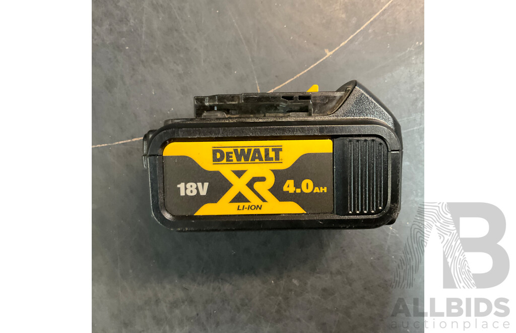 DEWALT DCR019-XE Compact Radio & DCE530 Heat Gun & Clipboard & Charger, 2x Batteries  ( 1x Original, 1x Compatible Battery )