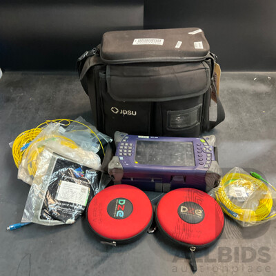 JDSU MTS4000 with VIAVI 4136MA Multiple Services Test Platform in Bag with Accessories