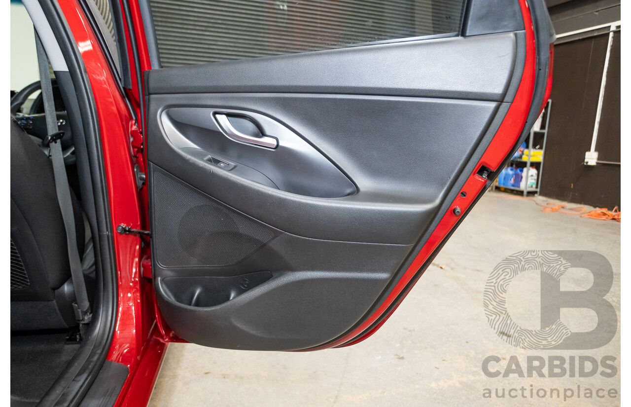 03/2018 Hyundai i30 ACTIVE (FWD) PD 4D Hatchback Fiery Red Mica 2.0L