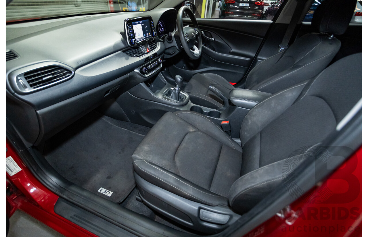 03/2018 Hyundai i30 ACTIVE (FWD) PD 4D Hatchback Fiery Red Mica 2.0L