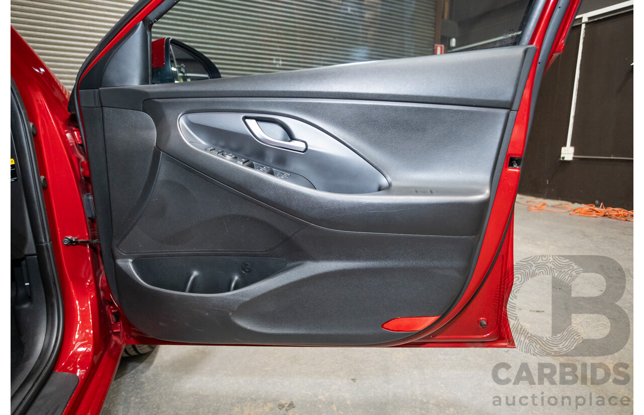 03/2018 Hyundai i30 ACTIVE (FWD) PD 4D Hatchback Fiery Red Mica 2.0L