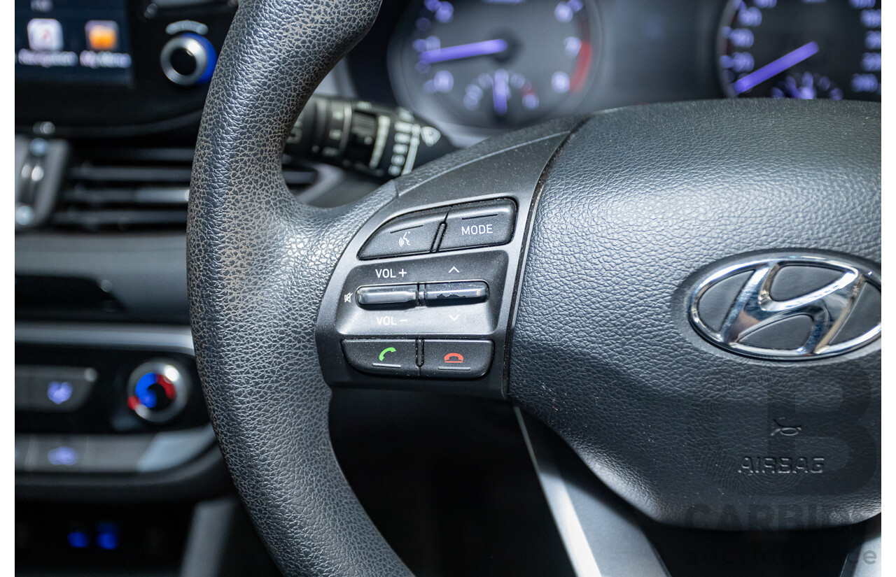 03/2018 Hyundai i30 ACTIVE (FWD) PD 4D Hatchback Fiery Red Mica 2.0L