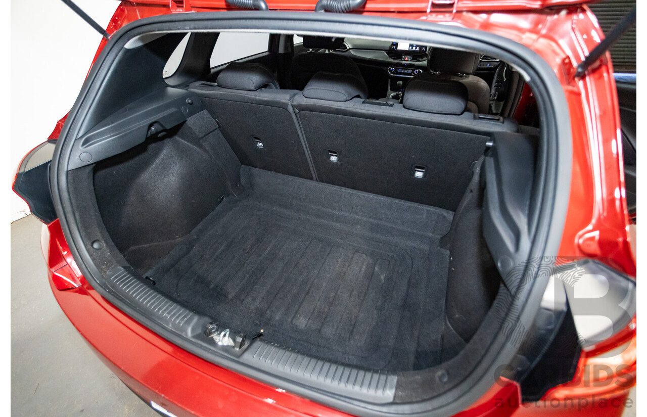 03/2018 Hyundai i30 ACTIVE (FWD) PD 4D Hatchback Fiery Red Mica 2.0L