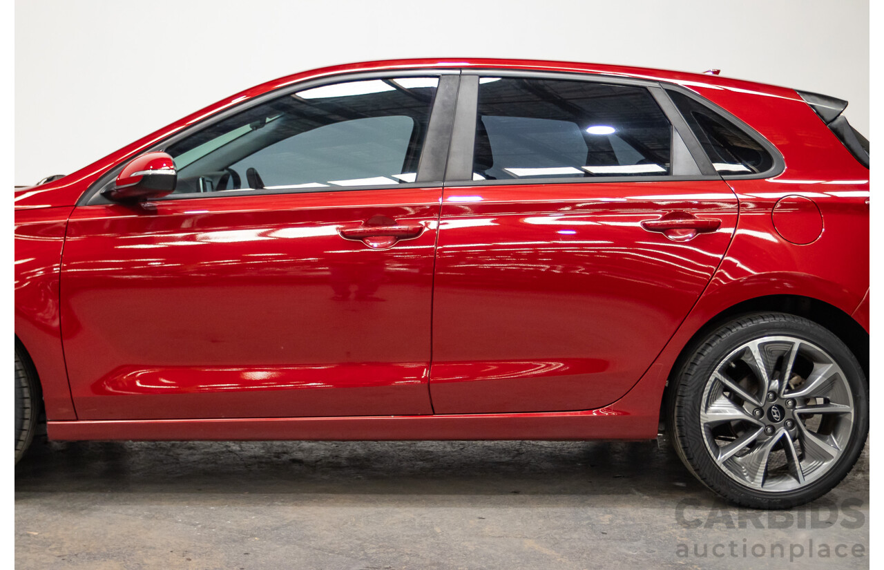 03/2018 Hyundai i30 ACTIVE (FWD) PD 4D Hatchback Fiery Red Mica 2.0L