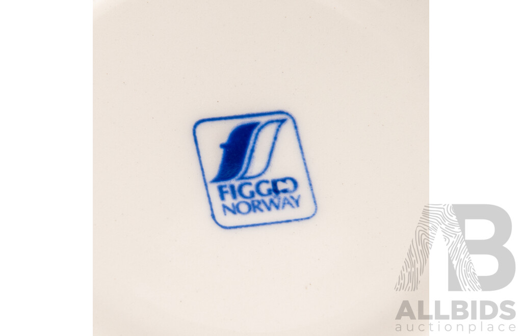 Set Four Mid Century Figgjo Flint Turi Design Lotte Hand Painted Silkscreen Porcelain Duos