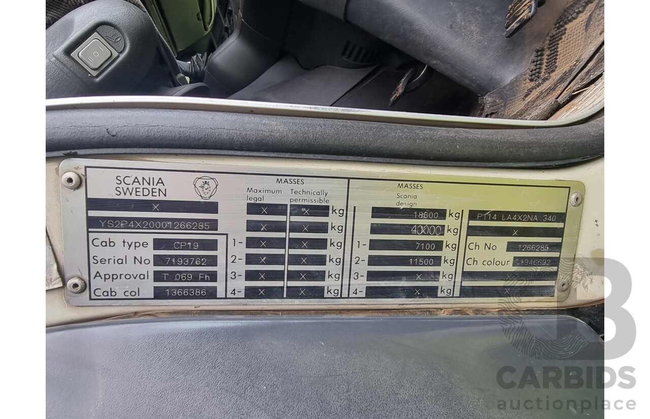 01/2001 Scania P114L 340 4x2 Short Combo Prime Mover With Turn Table