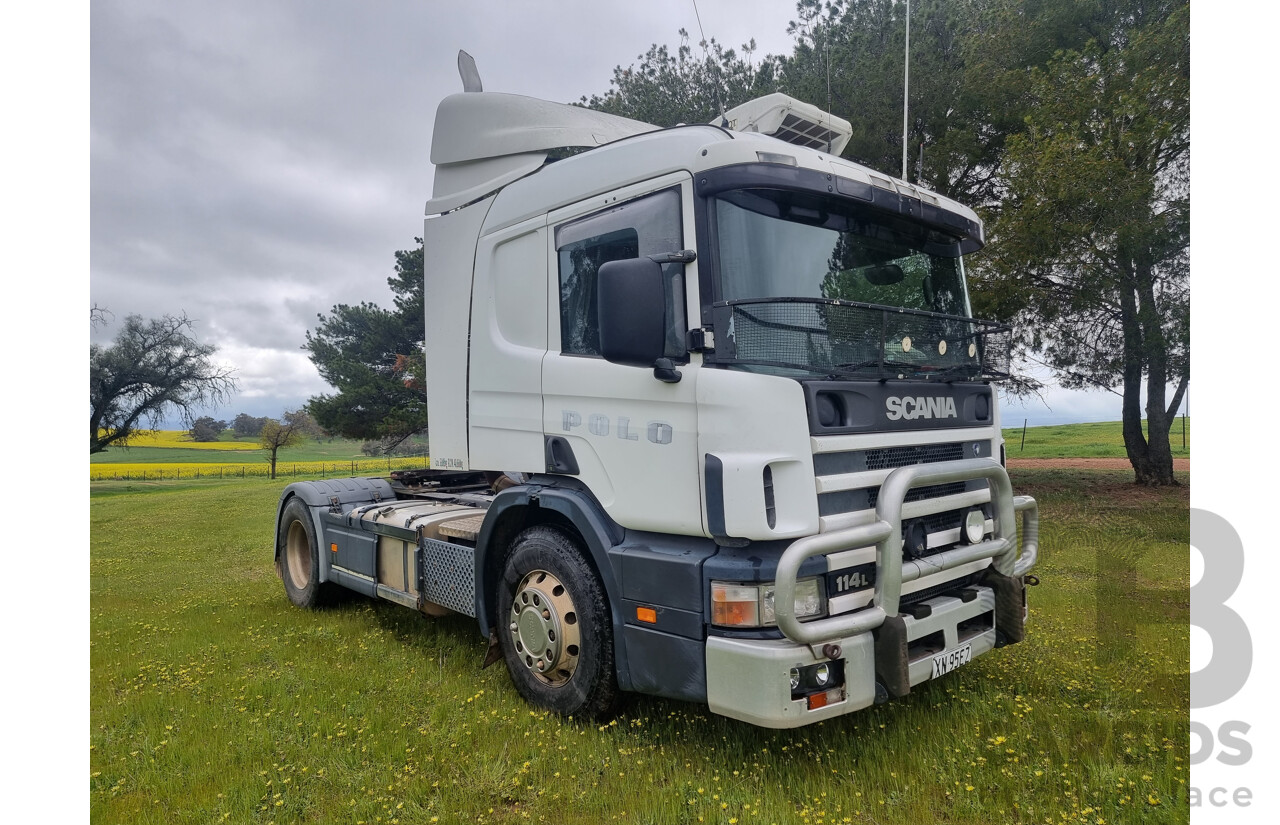 01/2001 Scania P114L 340 4x2 Short Combo Prime Mover With Turn Table