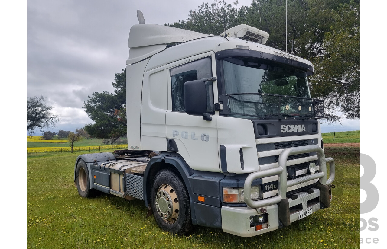 01/2001 Scania P114L 340 4x2 Short Combo Prime Mover With Turn Table
