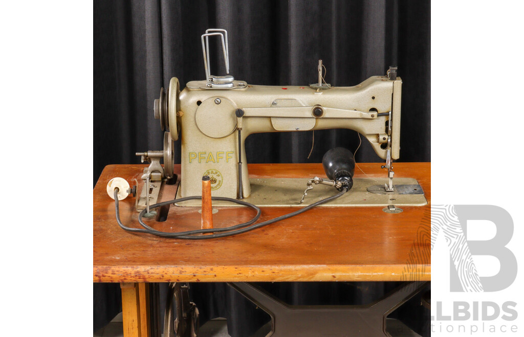 Vintage Pfaff Industrial Sewing Machine on Treadle Base